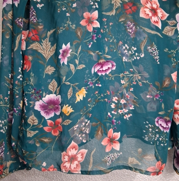Floral Teal Button-Up Women's Top - Picture 14 of 14